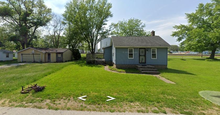 330 Sq.Ft. for Sale in Hillsdale, IL