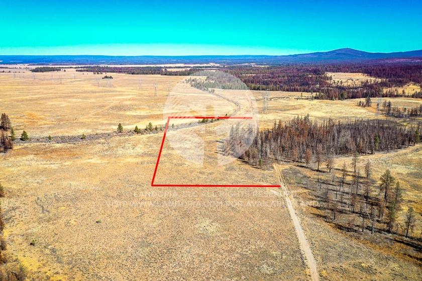 8.99 Acres for Sale in Bly, OR