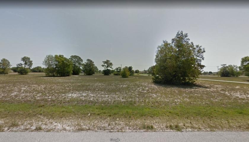 0.35 Acres for Sale in Cape Coral, Florida