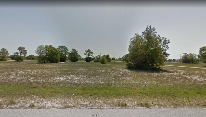 0.35 Acres for Sale in Cape Coral, Florida