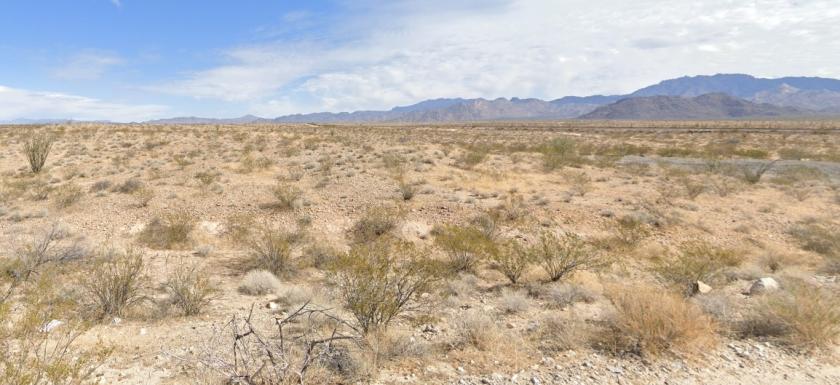  4.57 Acres for Sale in Yucca, Arizona