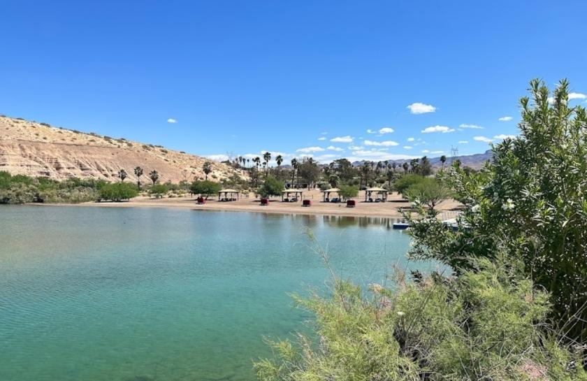 1.18 Acres for Sale in Kingman, Arizona