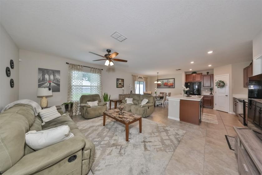 4356 Sq. Ft. for Sale in Wimauma, Florida