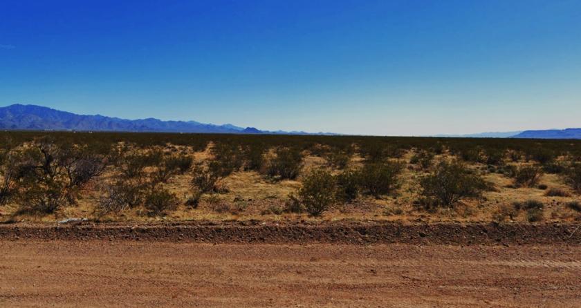 2.35 Acres for Sale in Golden Valley, Arizona
