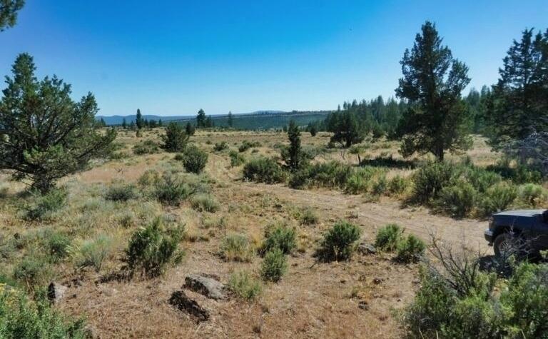 1.56 Acres for Sale in Sprague River, Oregon