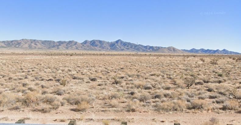 0.22 Acres for Sale in Kingman, Arizona