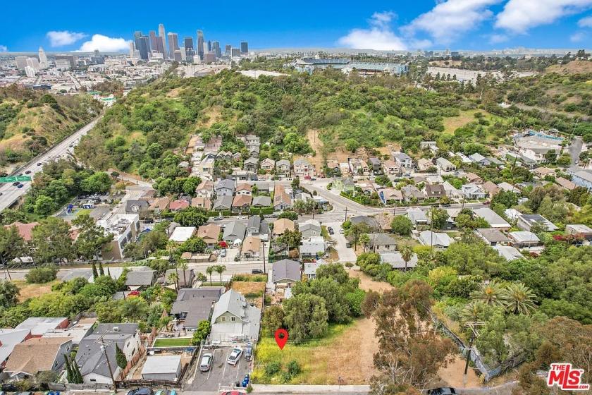 0.11 Acres for Sale in Los Angeles, California