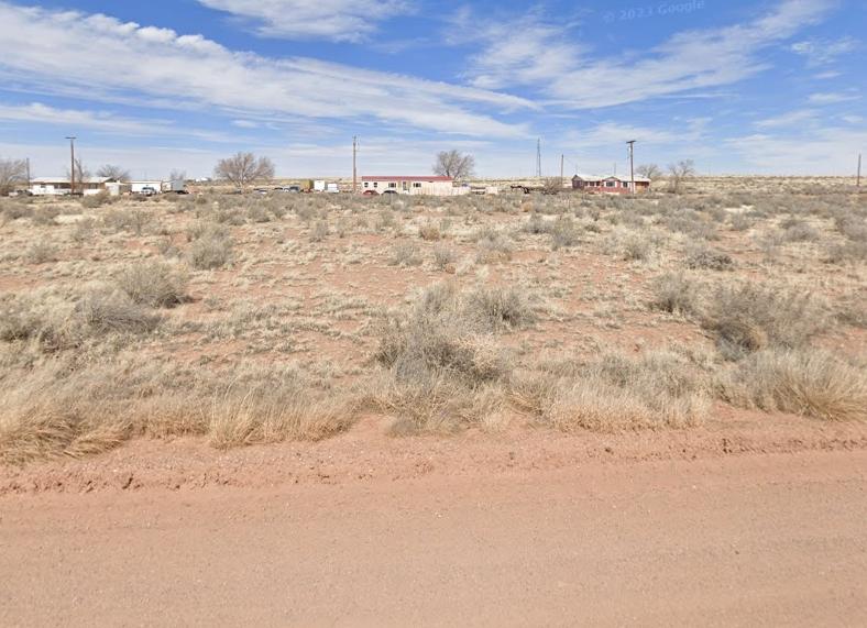 0.23 Acres for Sale in Sun Valley, Arizona