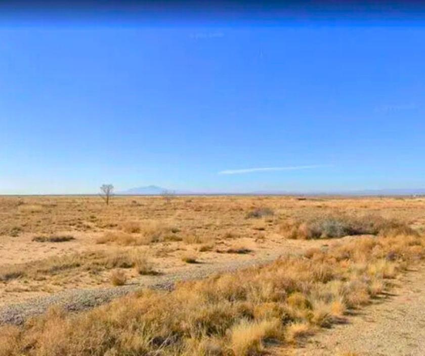 0.25 Acres for Sale in El Cerro Mission, New Mexico