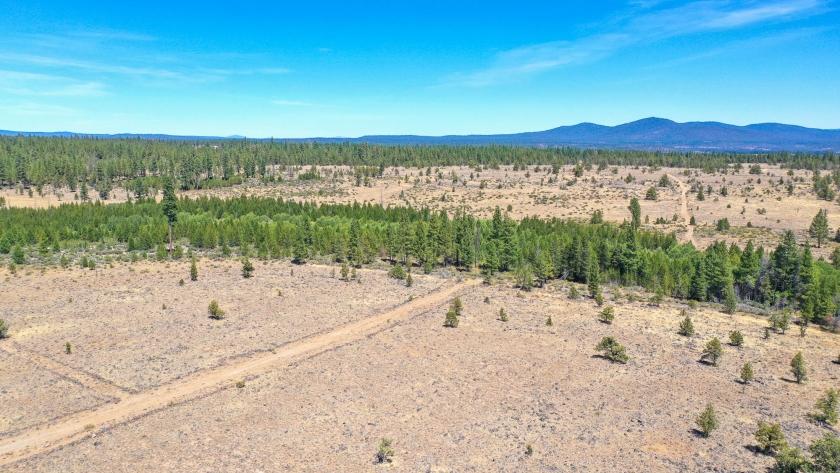 1.52 Acres for Sale in Sprague River, Oregon