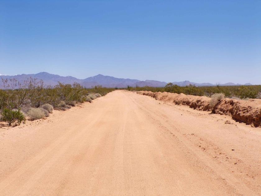1.17 Acres for Sale in Yucca, Arizona