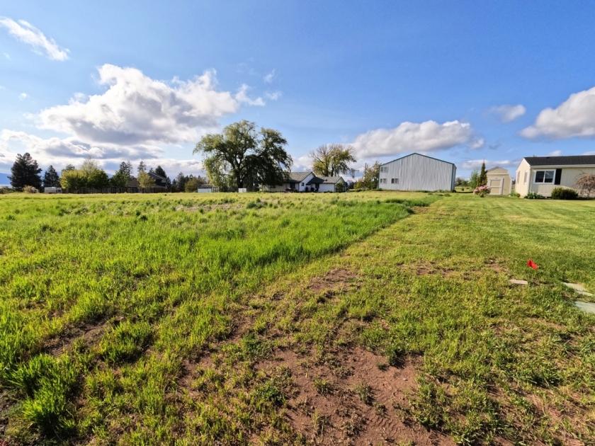 0.26 Acres for Sale in Chiloquin, Oregon