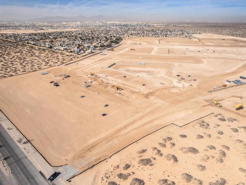 1.36 Acres for Sale in El Paso, Texas