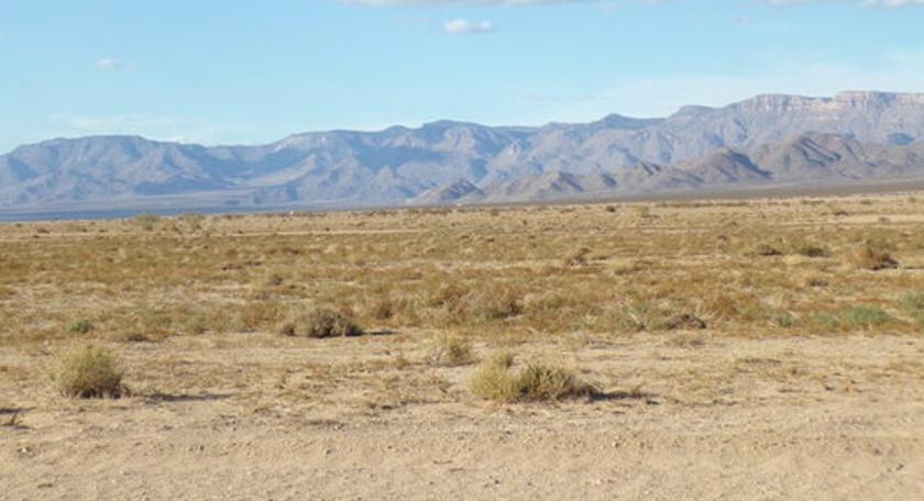 2.5 Acres for Sale in Valle Vista, Arizona