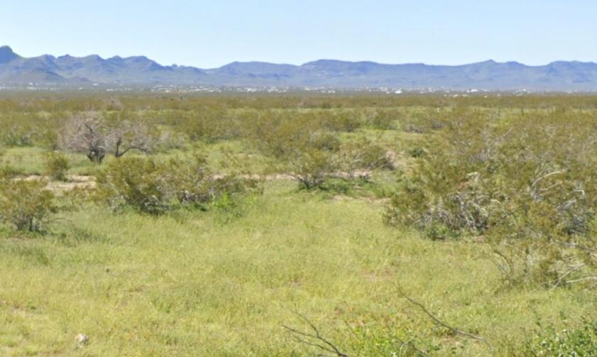 2.5 Acres for Sale in Golden Valley, Arizona