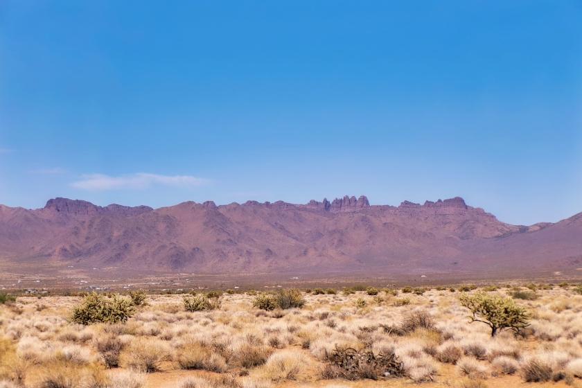 2.5 Acres for Sale in Dolan Springs, Arizona