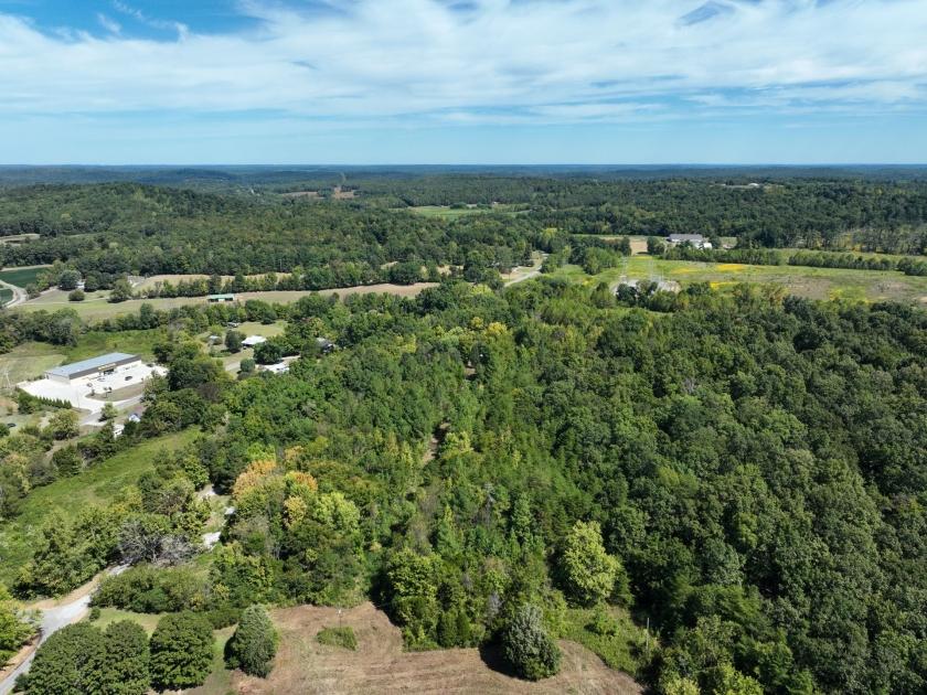 5 Acres for Sale in Dunmor, Kentucky