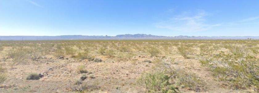 2.35 Acres for Sale in Golden Valley, Arizona