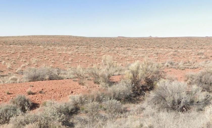1.25 Acres for Sale in Sun Valley, Arizona