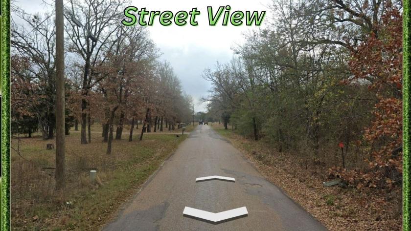 0.96 Acres for Sale in Seven Points, Texas