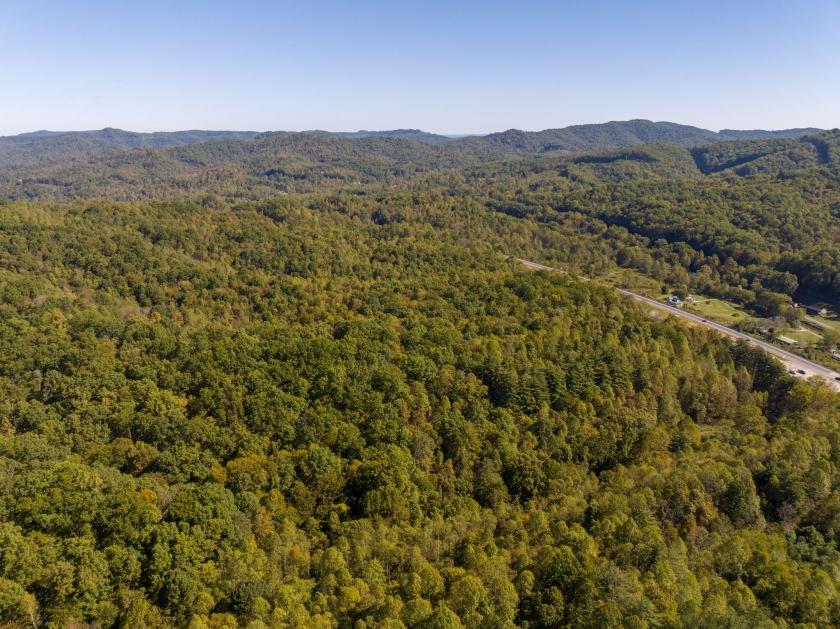 11.4 Acres for Sale in Scarbro, West Virginia