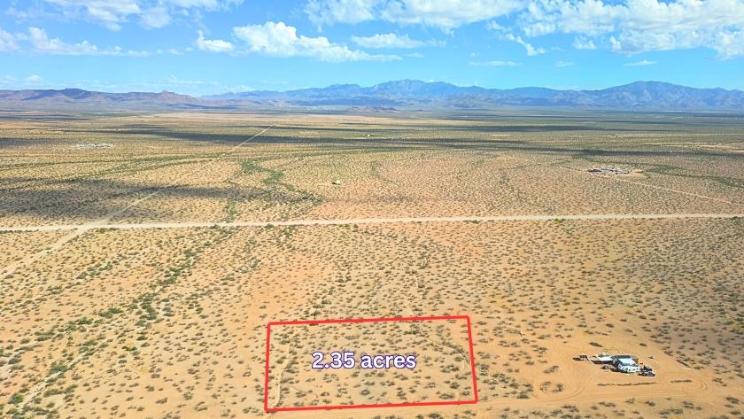 2.35 Acres for Sale in Golden Valley, Arizona