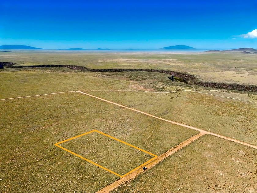 5 Acres for Sale in San Luis, Colorado