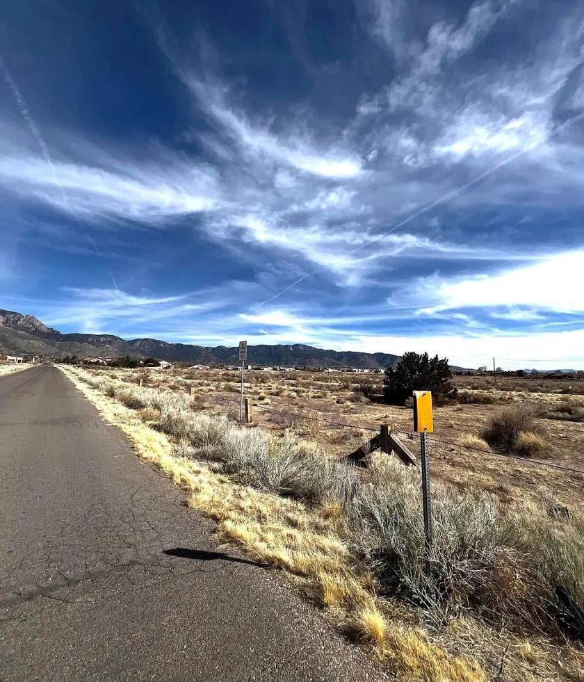 0.89 Acres for Sale in Albuquerque, New Mexico