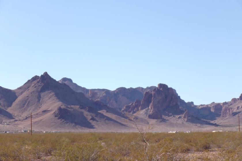 2.35 Acres for Sale in Golden Valley, Arizona