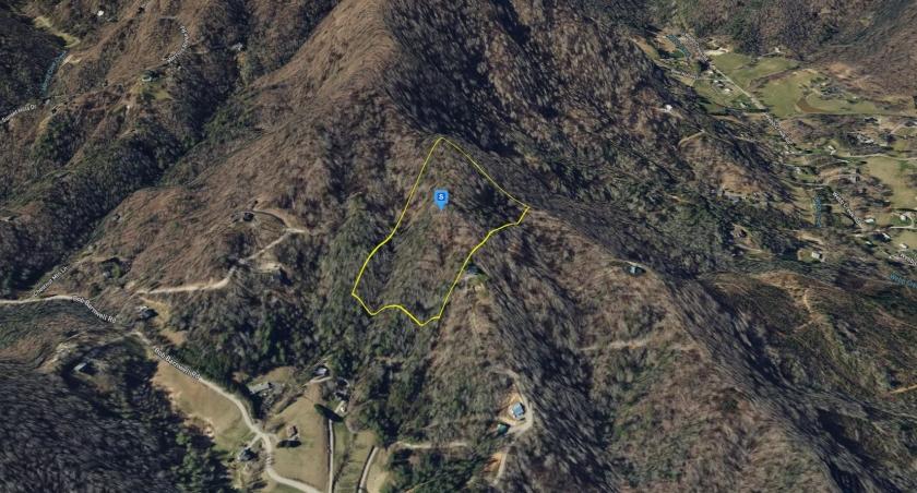 10 Acres for Sale in Fletcher, North Carolina