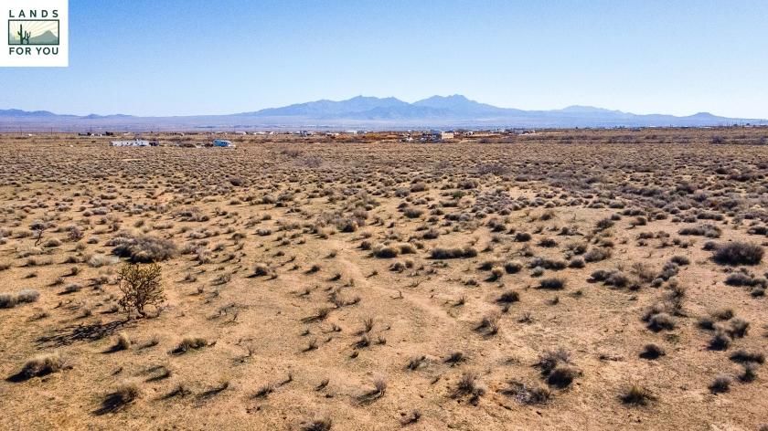 2.15 Acres for Sale in Kingman, Arizona