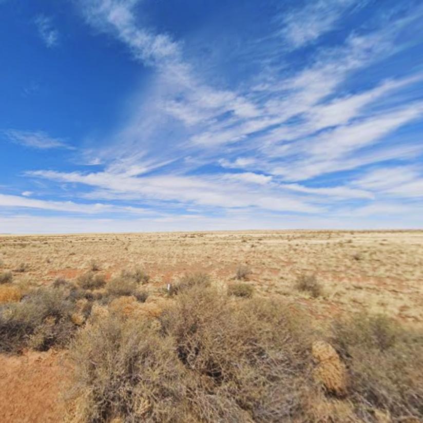 2.5 Acres for Sale in Sun Valley, Arizona