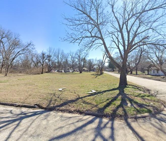 0.42 Acres for Sale in Blytheville (Corner Lot) (Purchase by Memorial Day and Get $100 Rebate!), Arkansas