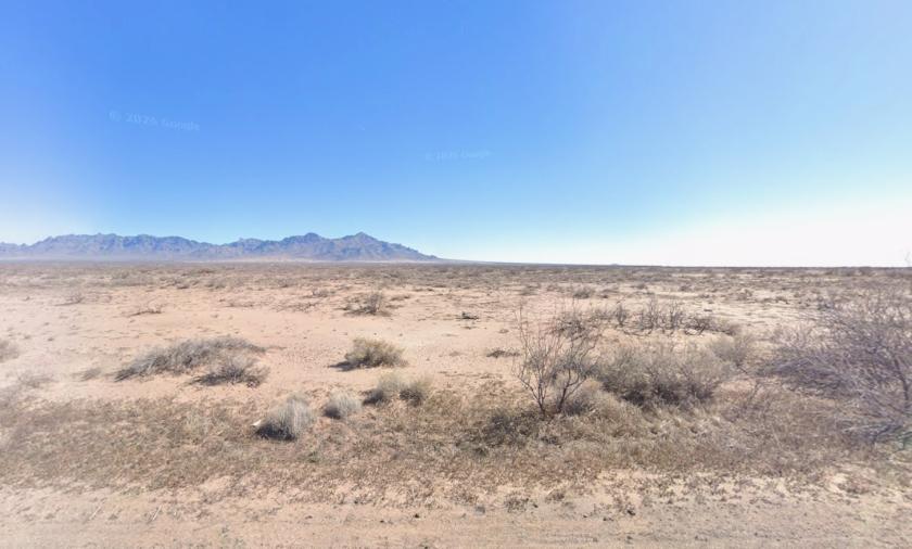 0.5 Acres for Sale in Deming, New Mexico