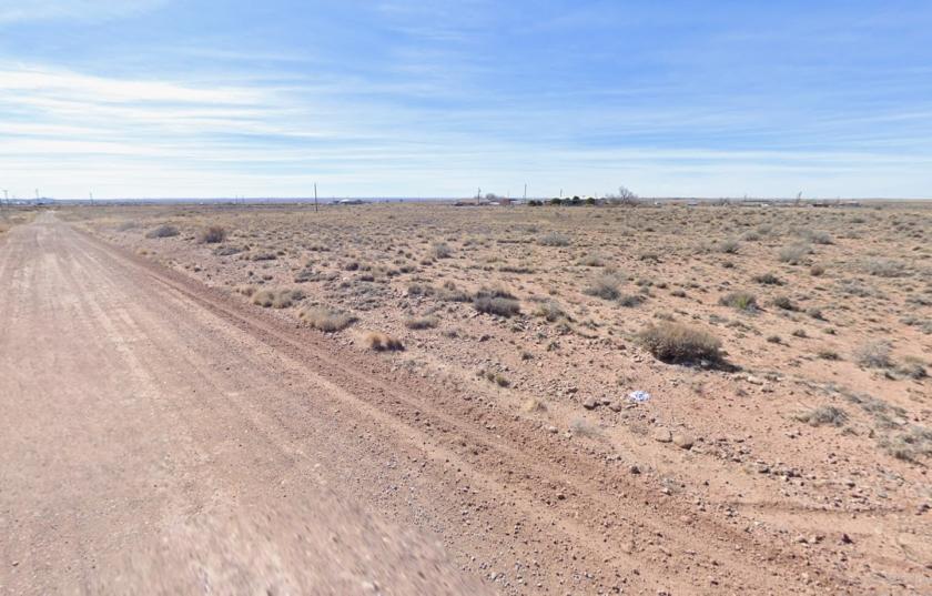 1.26 Acres for Sale in Sun Valley, Arizona