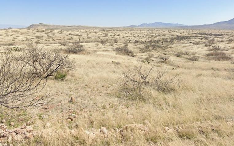 0.85 Acres for Sale in Sunsites, Arizona