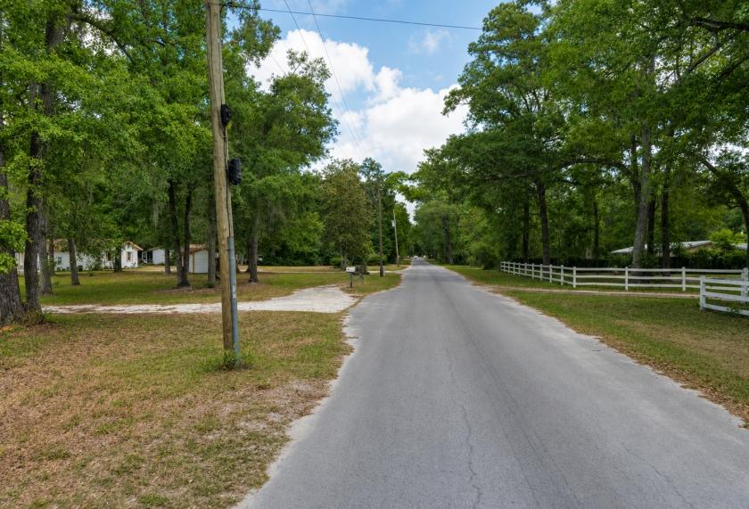 Off-Market! 1.25 Acres of Rural Land in Florida. Huge Discount!