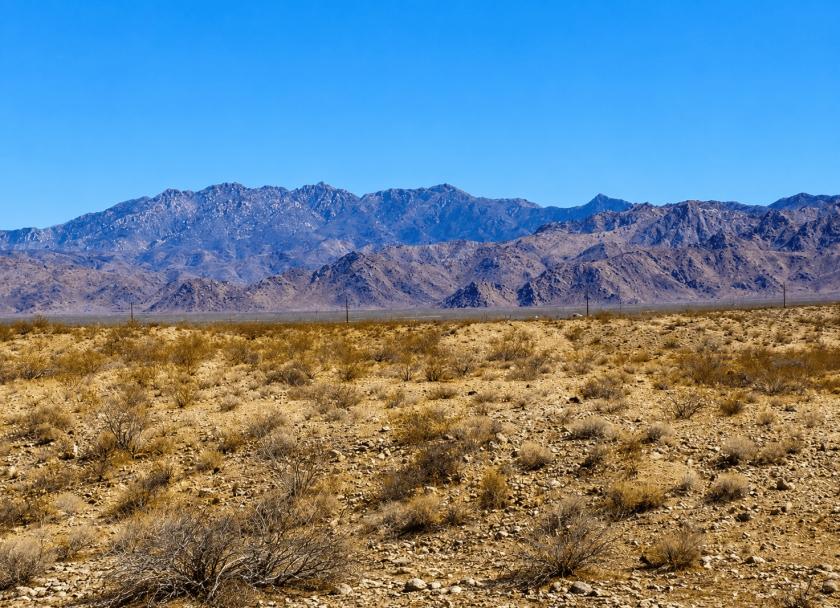1.86 Acres for Sale in Golden Valley, Arizona
