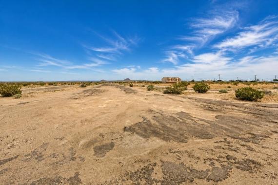 California City, CA Land for Sale: 2.36 Acres with Dirt Road