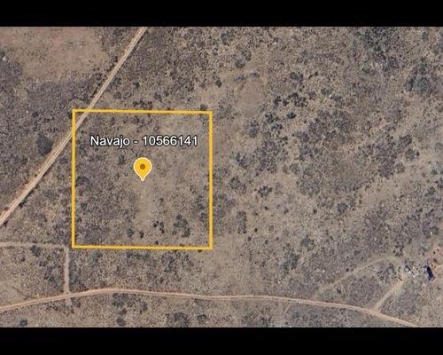 2.5 Acres for Sale in Sun Valley, Arizona