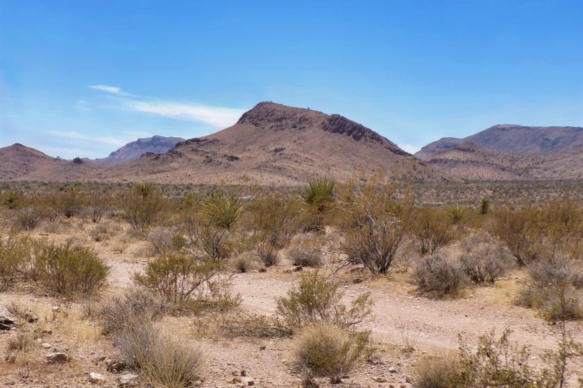 2.35 Acres for Sale in Golden Valley, Arizona