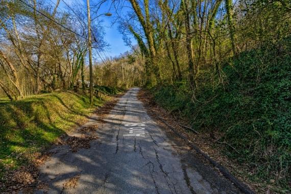 1 Acre Land for Sale in Chattanooga, TN: R2 Awtry St Lot with Utilities Listed