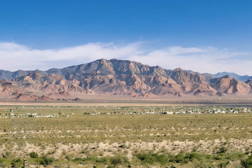 2.35 Acres for Sale in Golden Valley, Arizona