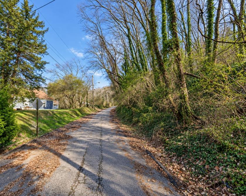 Save $3,000 Off the Open-Market Price • Buildable 1-Acre Lot in Chattanooga, TN • Public Utilities • No HOA • Duplex or Two Homes by Right