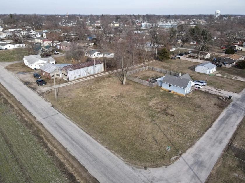 0.33 Acres for Sale in Paris, Illinois