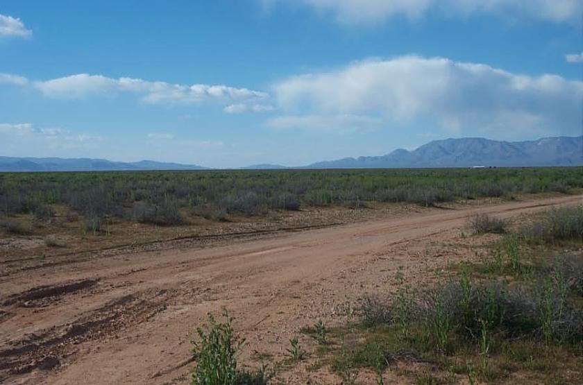 2.55-Acre Waterfront Land for Sale in Kingman, AZ - $1,000 Down, $332/mo Owner Financing